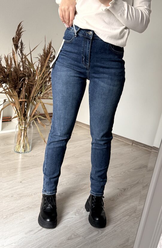 Tumši zilas Momfit džinsas 50