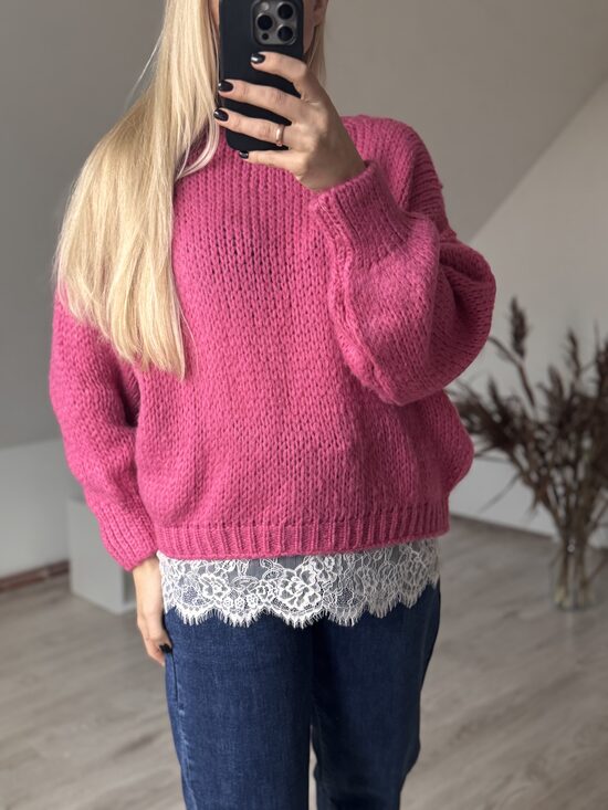 Džemperi ar mežģīni