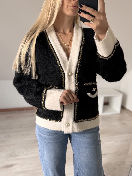 Mīksta jaciņa - MELNA